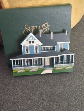 Shelia's Collectibles 1996 Montgomery House, Spartanburg SC